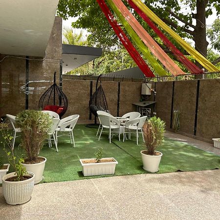 Tanvi Premium Residency Near Artemis Hospital, Gurugram Hotel Gurgaon Luaran gambar