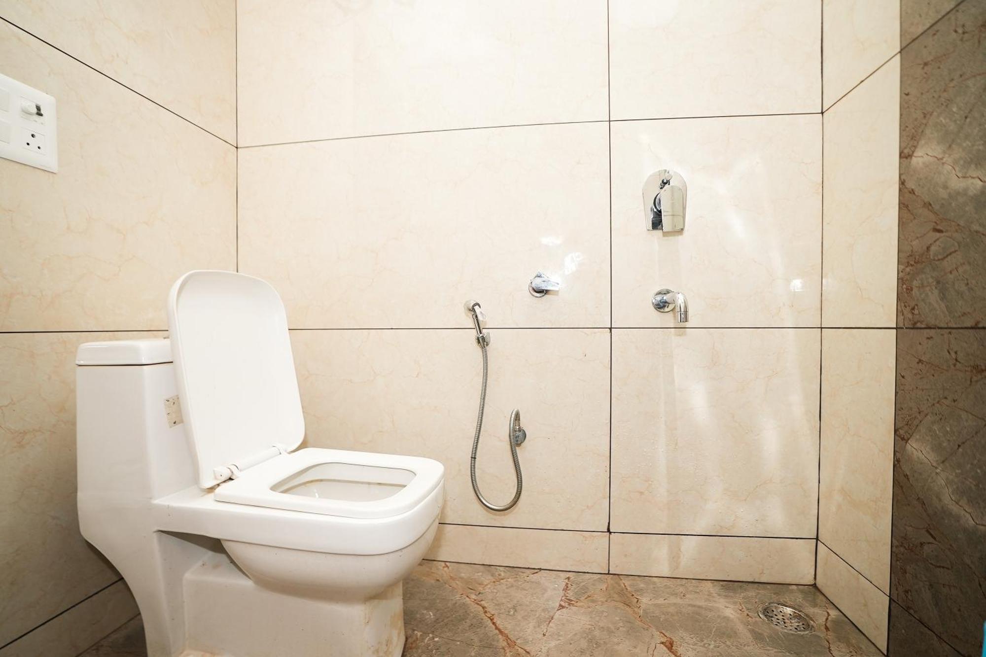 Tanvi Premium Residency Near Artemis Hospital, Gurugram Hotel Gurgaon Luaran gambar
