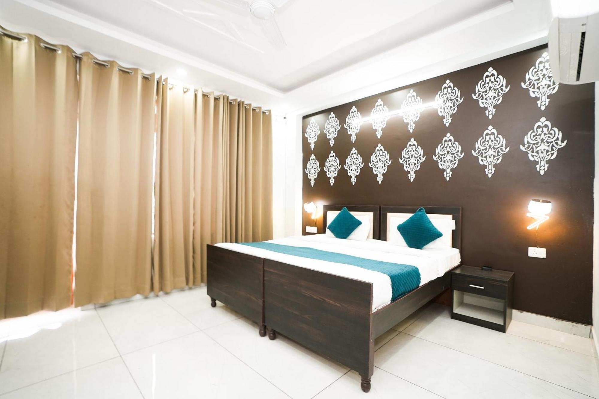Tanvi Premium Residency Near Artemis Hospital, Gurugram Hotel Gurgaon Luaran gambar