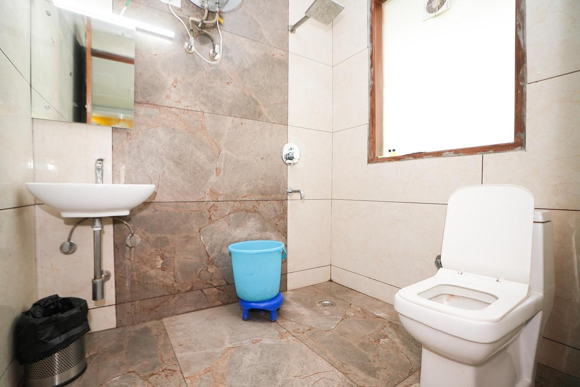 Tanvi Premium Residency Near Artemis Hospital, Gurugram Hotel Gurgaon Luaran gambar