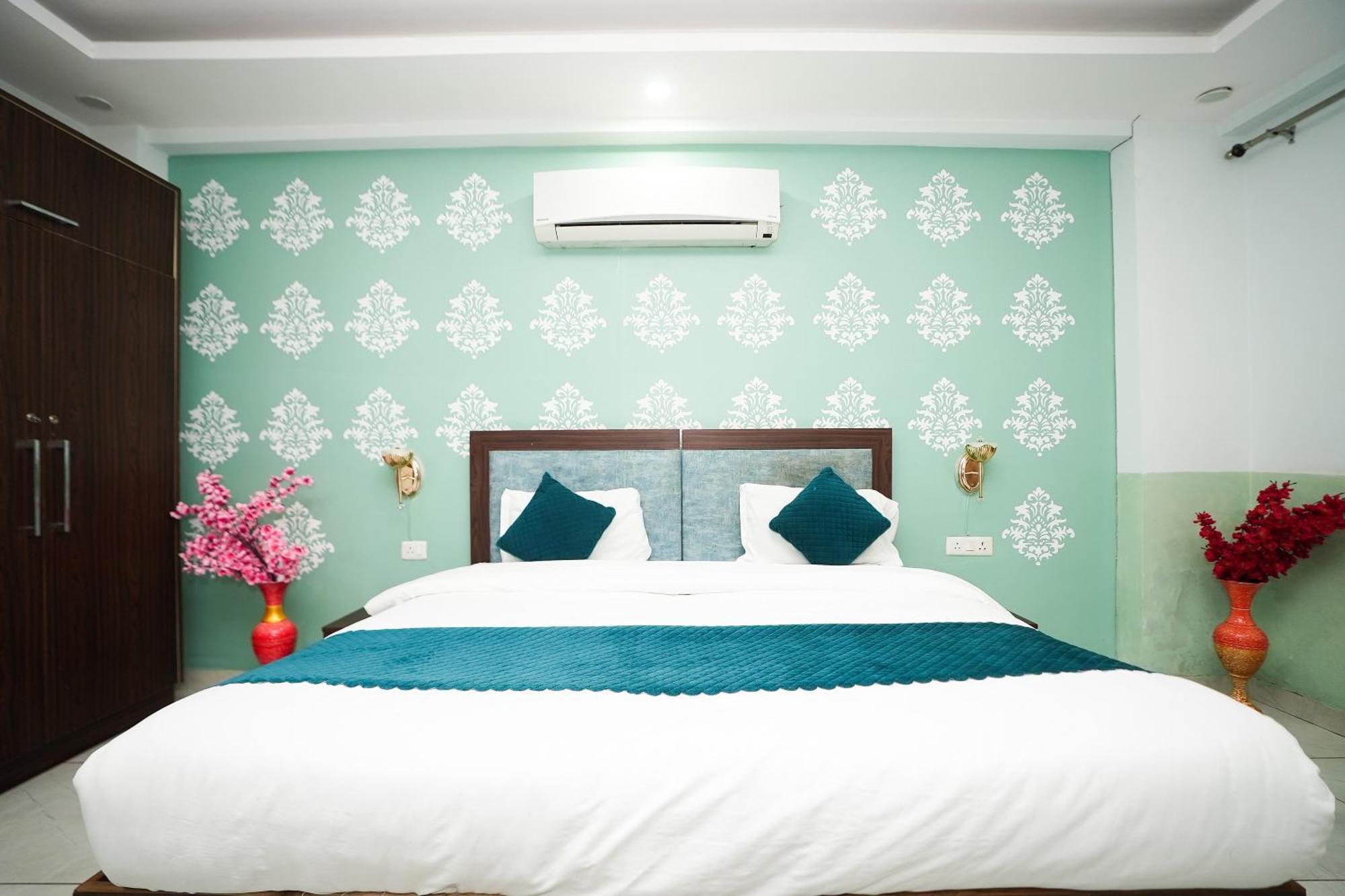 Tanvi Premium Residency Near Artemis Hospital, Gurugram Hotel Gurgaon Luaran gambar