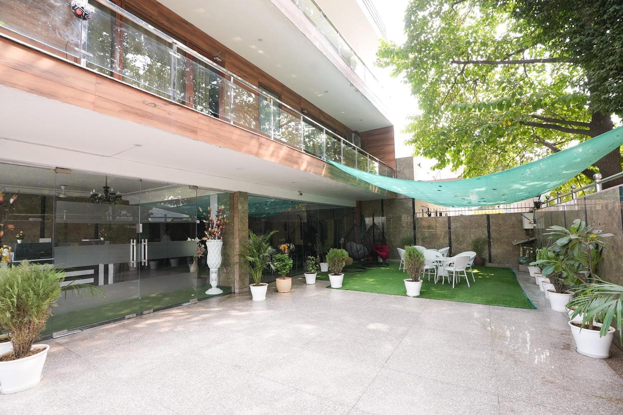 Tanvi Premium Residency Near Artemis Hospital, Gurugram Hotel Gurgaon Luaran gambar
