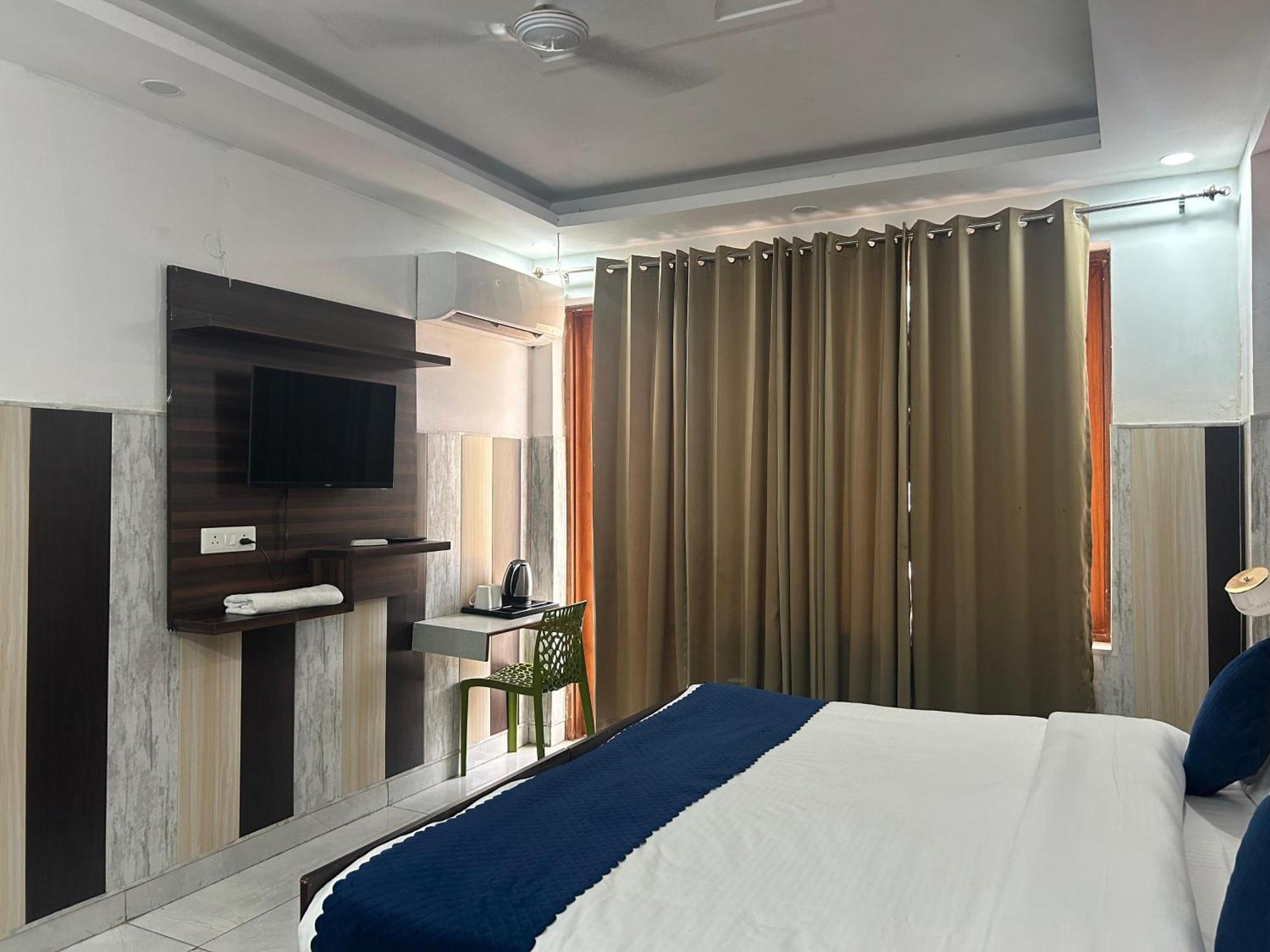 Tanvi Premium Residency Near Artemis Hospital, Gurugram Hotel Gurgaon Luaran gambar
